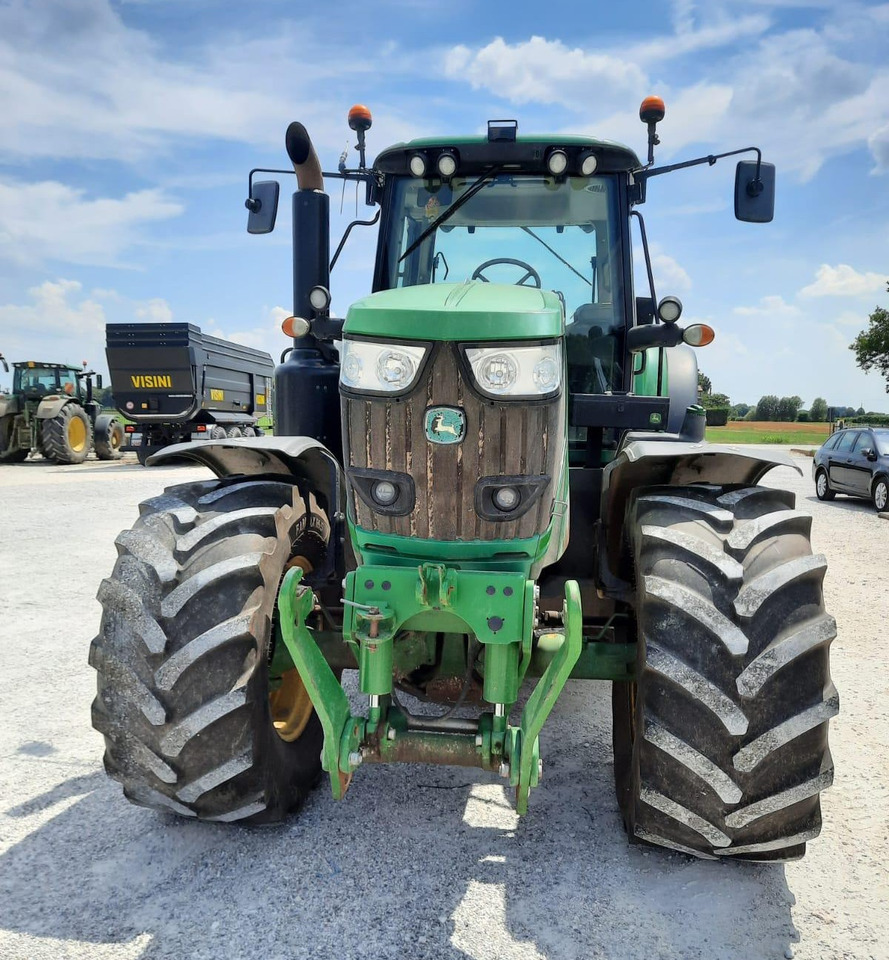 JOHN DEERE 6195 M - Tractor: foto 2 JOHN DEERE 6195 M - Tractor: foto 2