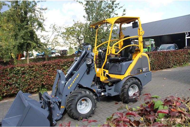Eurotrac w11 M OOK W12S OP VOORRAAD - Minicargadora de cadenas: foto 5 Eurotrac w11 M OOK W12S OP VOORRAAD - Minicargadora de cadenas: foto 5
