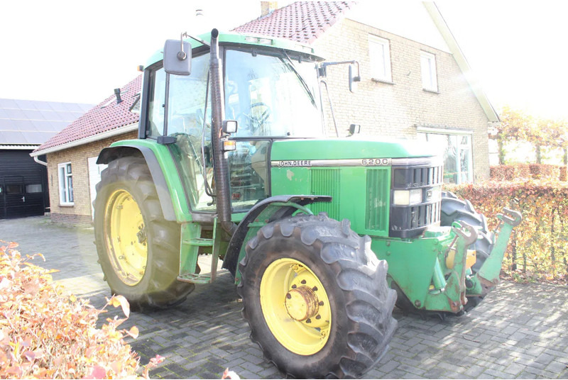 John Deere 6200 - Tractor: foto 1 John Deere 6200 - Tractor: foto 1