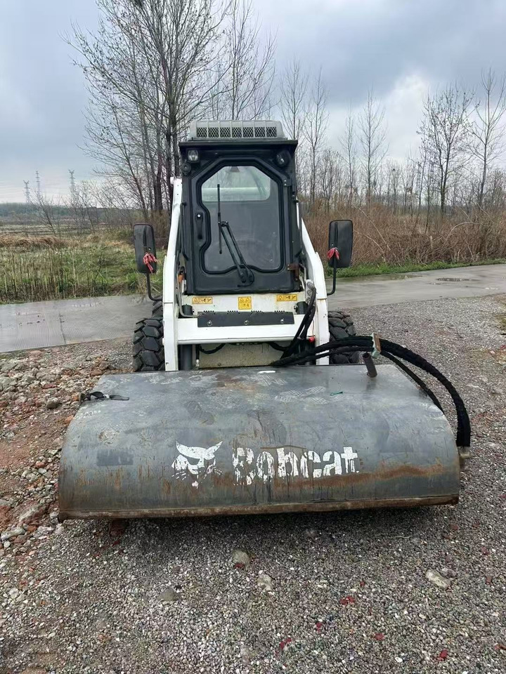 BOBCAT S18 - Minicargadora: foto 4 BOBCAT S18 - Minicargadora: foto 4