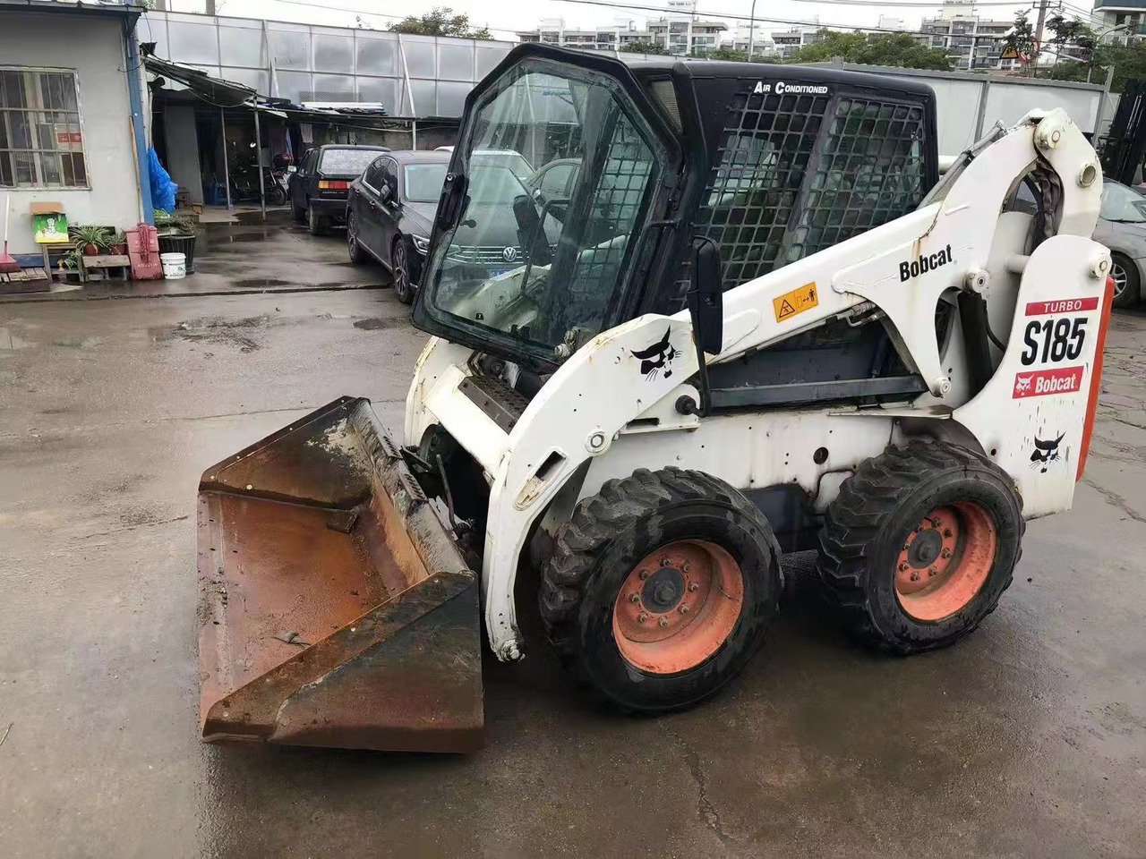 BOBCAT S185 - Minicargadora: foto 2 BOBCAT S185 - Minicargadora: foto 2