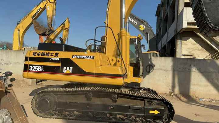 Budget-Friendly Cat 325BL Excavator| Original Parts, No Major Repairs, Global Shipping Available! - Excavadora de cadenas: foto 5 Budget-Friendly Cat 325BL Excavator| Original Parts, No Major Repairs, Global Shipping Available! - Excavadora de cadenas: foto 5