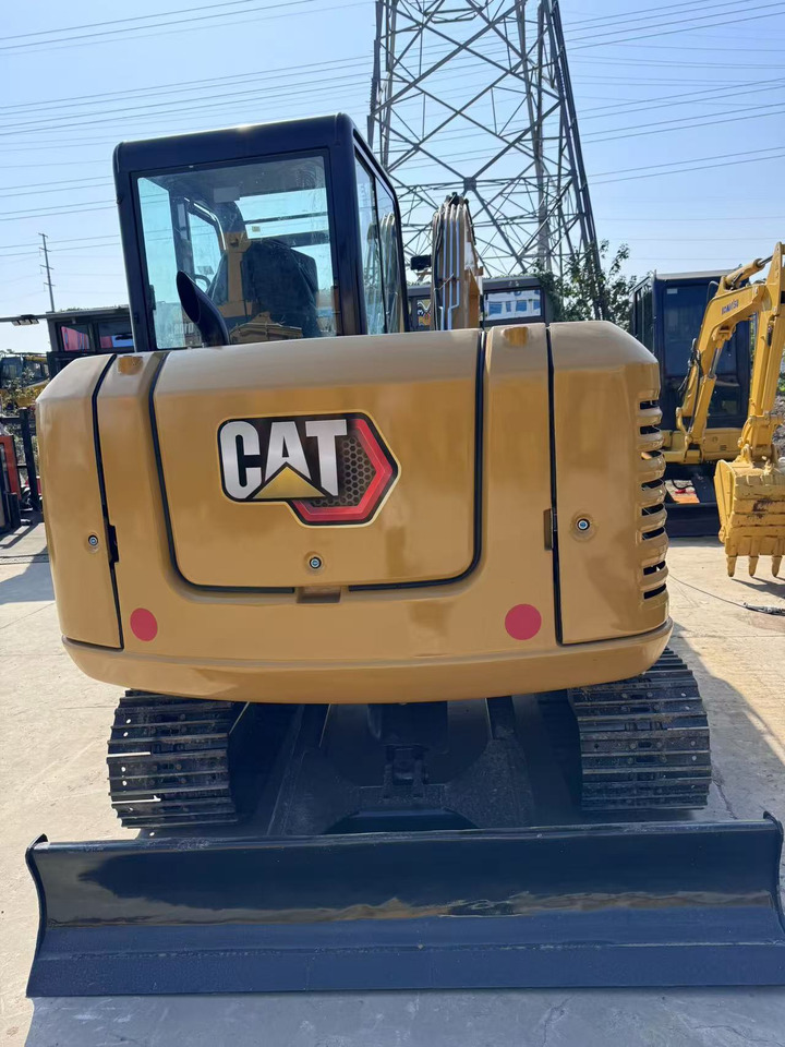 Miniexcavadora CATERPILLAR Nearly 90% of brand new Caterpillar 305.5 3-ton mini excavators are available for sale. Caterpillar 303.5 305.5 306 307 excavators are also available for sale. [ Copy ]: foto 9