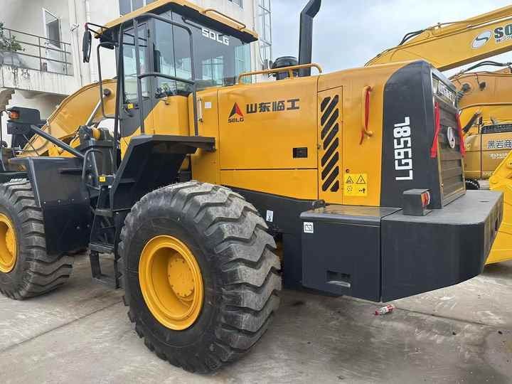 China Famous Brand SDLG Used SDLG 958L Wheel Loader Running Working Condition Low Price for Sale - Cargadora de ruedas: foto 3 China Famous Brand SDLG Used SDLG 958L Wheel Loader Running Working Condition Low Price for Sale - Cargadora de ruedas: foto 3