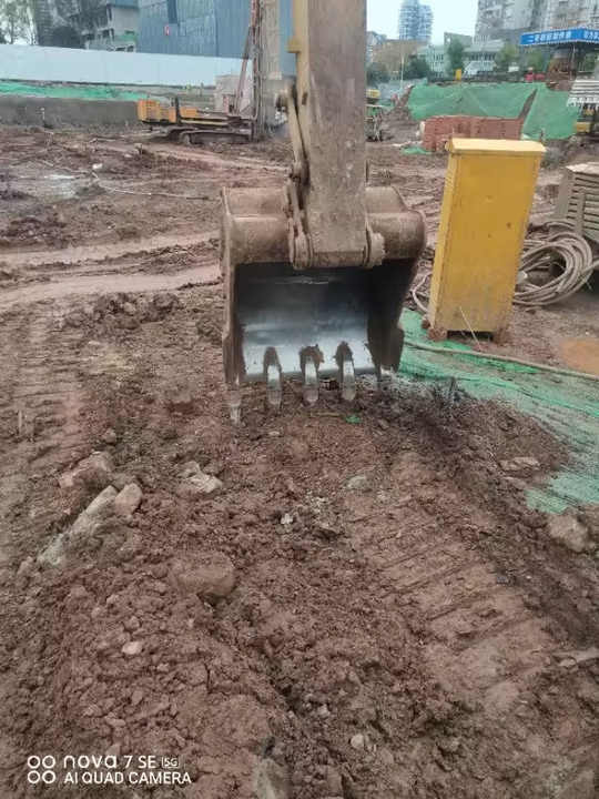 Excavadora de cadenas Good Condition Used CAT Excavator Japan 330GC Original Used Excavator Cat 330GC in Stock: foto 6