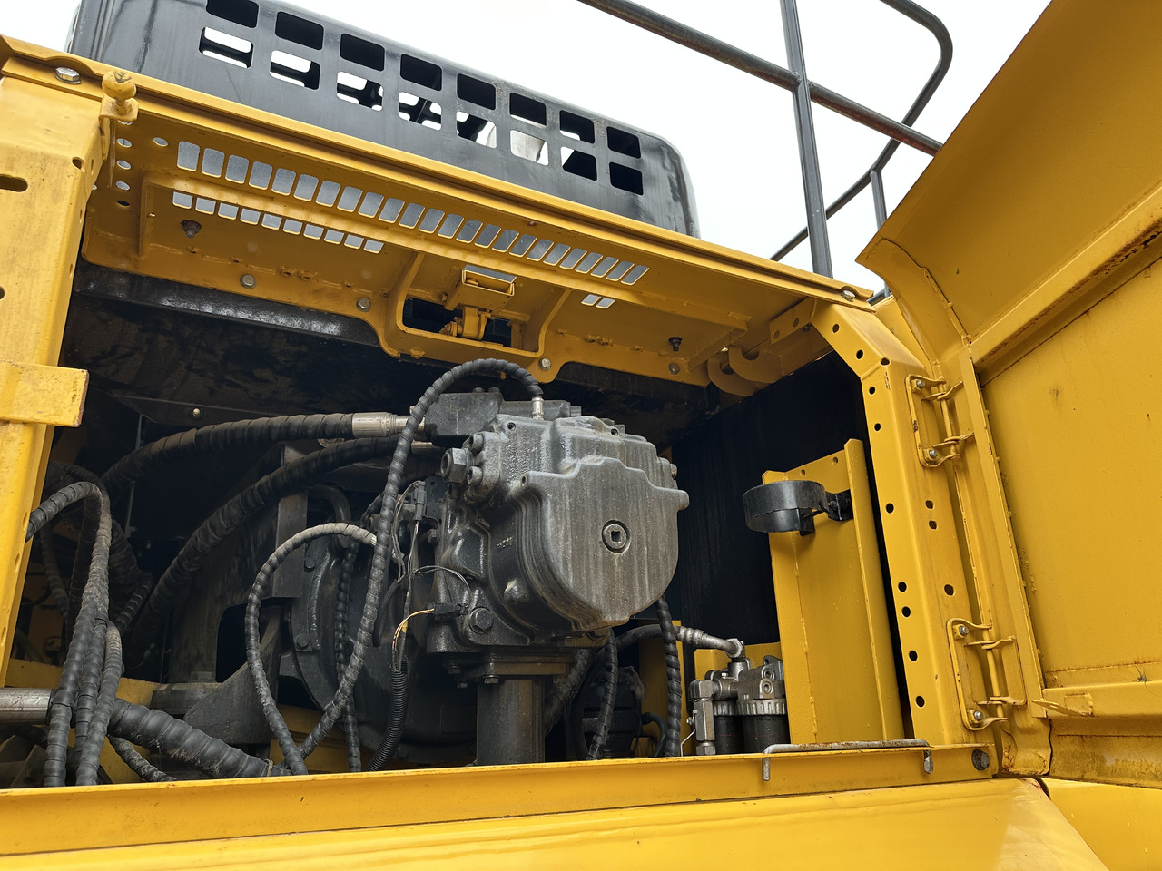 Excavadora de cadenas Komatsu pc450: foto 26