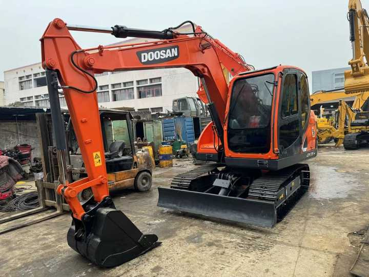 Leasing de  Used Excavator Doosan DX70 75 Excavator Second Hand Digger Used Machinery 7 Ton Used Hydraulic Crawler Excavator [ Copy ] [ Copy ] [ Copy ] [ Copy ] [ Copy ] Used Excavator Doosan DX70 75 Excavator Second Hand Digger Used Machinery 7 Ton Used Hydraulic Crawler Excavator [ Copy ] [ Copy ] [ Copy ] [ Copy ] [ Copy ]: foto 6