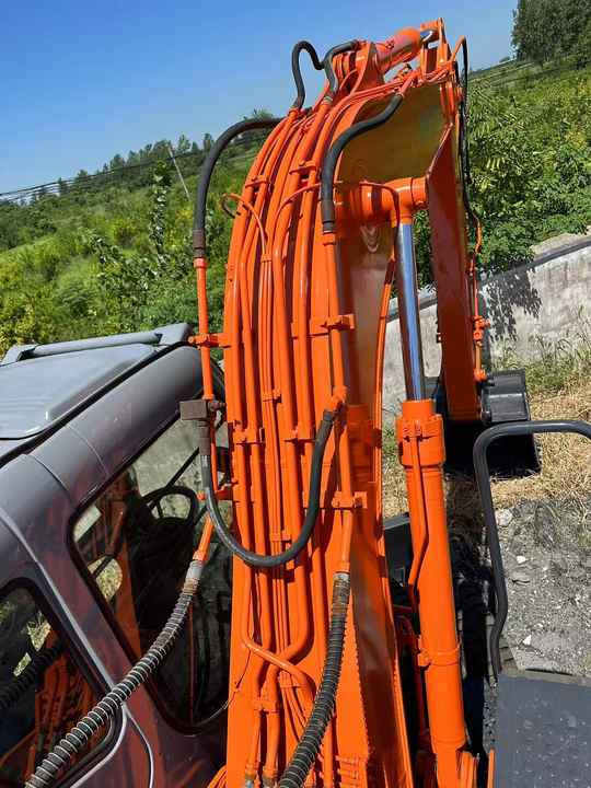 Excavadora Used Wheel Excavator Hitachi ZX 130W Made in Japan 13ton Hitachi Zx130w Wheel Excavator Price Used Hitachi Zx130 Excavator SALE [ Copy ] [ Copy ] [ Copy ] [ Copy ]: foto 6