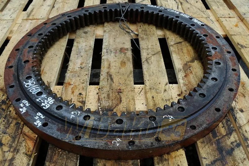 Case 688 - Corona de giro para Maquinaria de construcción: foto 1 Case 688 - Corona de giro para Maquinaria de construcción: foto 1