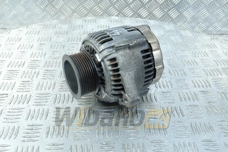 Denso QSB6.7 - Alternador para Maquinaria de construcción: foto 1 Denso QSB6.7 - Alternador para Maquinaria de construcción: foto 1
