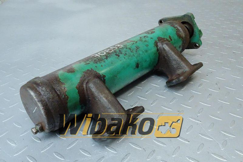 Oil radiator (cooler) Cummins 4975879 - Enfriador de aceite para Maquinaria de construcción: foto 1 Oil radiator (cooler) Cummins 4975879 - Enfriador de aceite para Maquinaria de construcción: foto 1