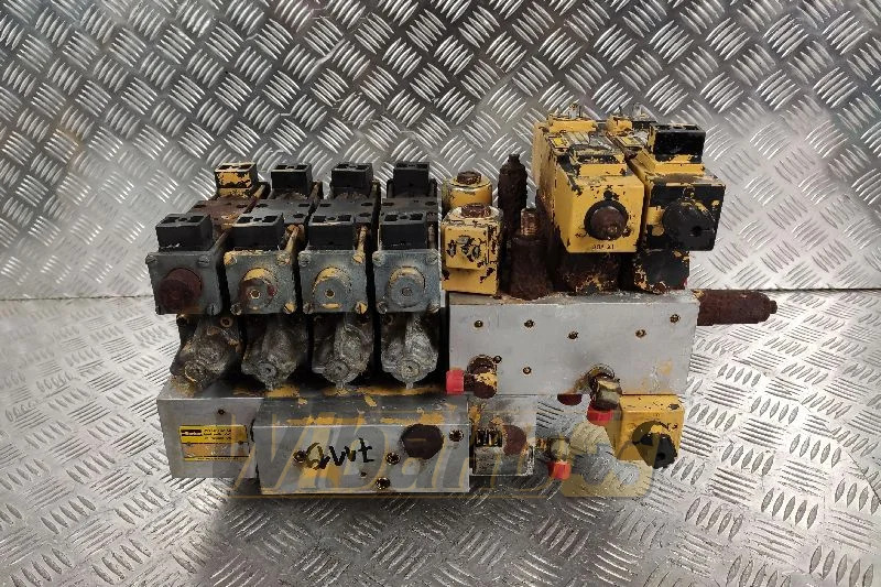 Parker 60737-64 89K0010 - Válvula hidráulica para Maquinaria de construcción: foto 1 Parker 60737-64 89K0010 - Válvula hidráulica para Maquinaria de construcción: foto 1