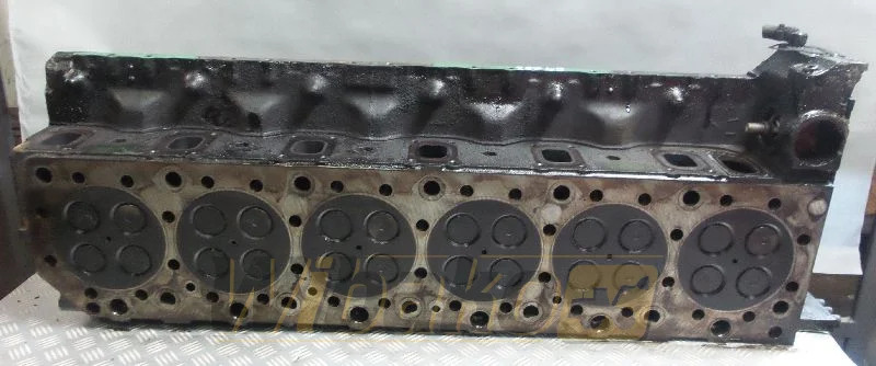 Volvo D12C - Cabezal de bloque para Maquinaria de construcción: foto 1 Volvo D12C - Cabezal de bloque para Maquinaria de construcción: foto 1