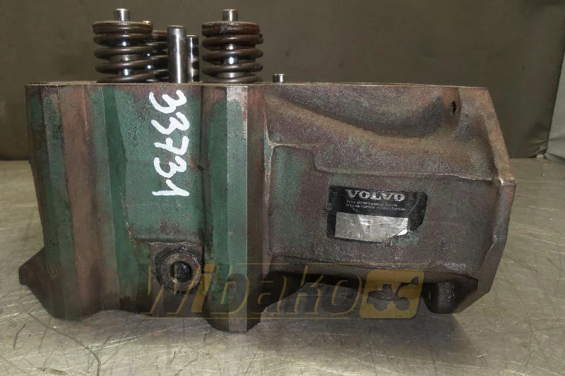 Volvo D16 1001676 - Cabezal de bloque para Maquinaria de construcción: foto 1 Volvo D16 1001676 - Cabezal de bloque para Maquinaria de construcción: foto 1