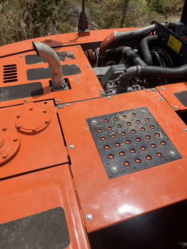 HITACHI ZX120 - Excavadora de cadenas: foto 5 HITACHI ZX120 - Excavadora de cadenas: foto 5