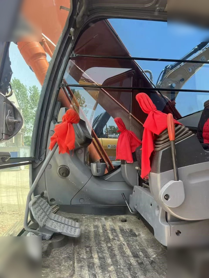 Excavadora de cadenas HITACHI ZX200: foto 9 Excavadora de cadenas HITACHI ZX200: foto 9