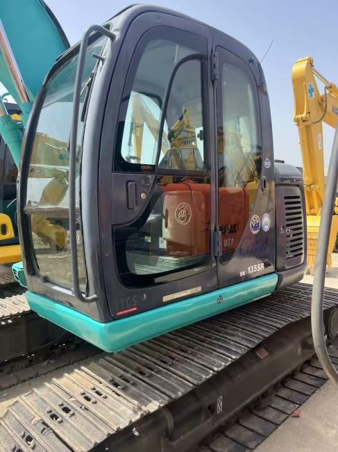 Excavadora de cadenas KOBELCO 135SR: foto 9