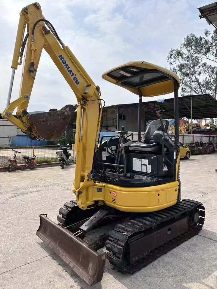 KOMATSU 2-ton - Miniexcavadora: foto 3 KOMATSU 2-ton - Miniexcavadora: foto 3