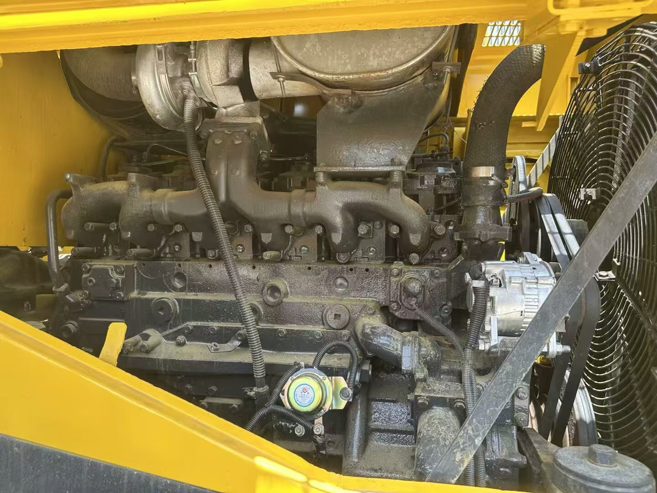 KOMATSU WA470 - Cargadora de ruedas: foto 2 KOMATSU WA470 - Cargadora de ruedas: foto 2