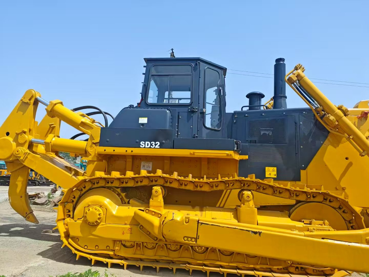 SHANTUI SD32 - Bulldozer: foto 4 SHANTUI SD32 - Bulldozer: foto 4