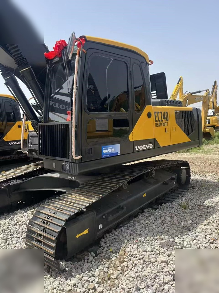 Excavadora de cadenas VOLVO EC240: foto 12