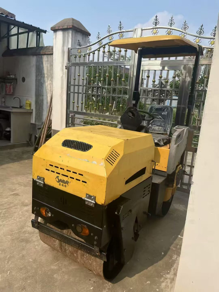 Double-drum vibratory mini roller - Rodillo: foto 4 Double-drum vibratory mini roller - Rodillo: foto 4