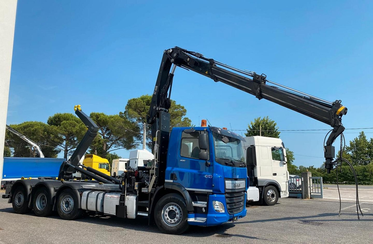 DAF CF 400 IMPIANTO SCARRABILE E GRU - Camión multibasculante, Camión grúa: foto 3 DAF CF 400 IMPIANTO SCARRABILE E GRU - Camión multibasculante, Camión grúa: foto 3