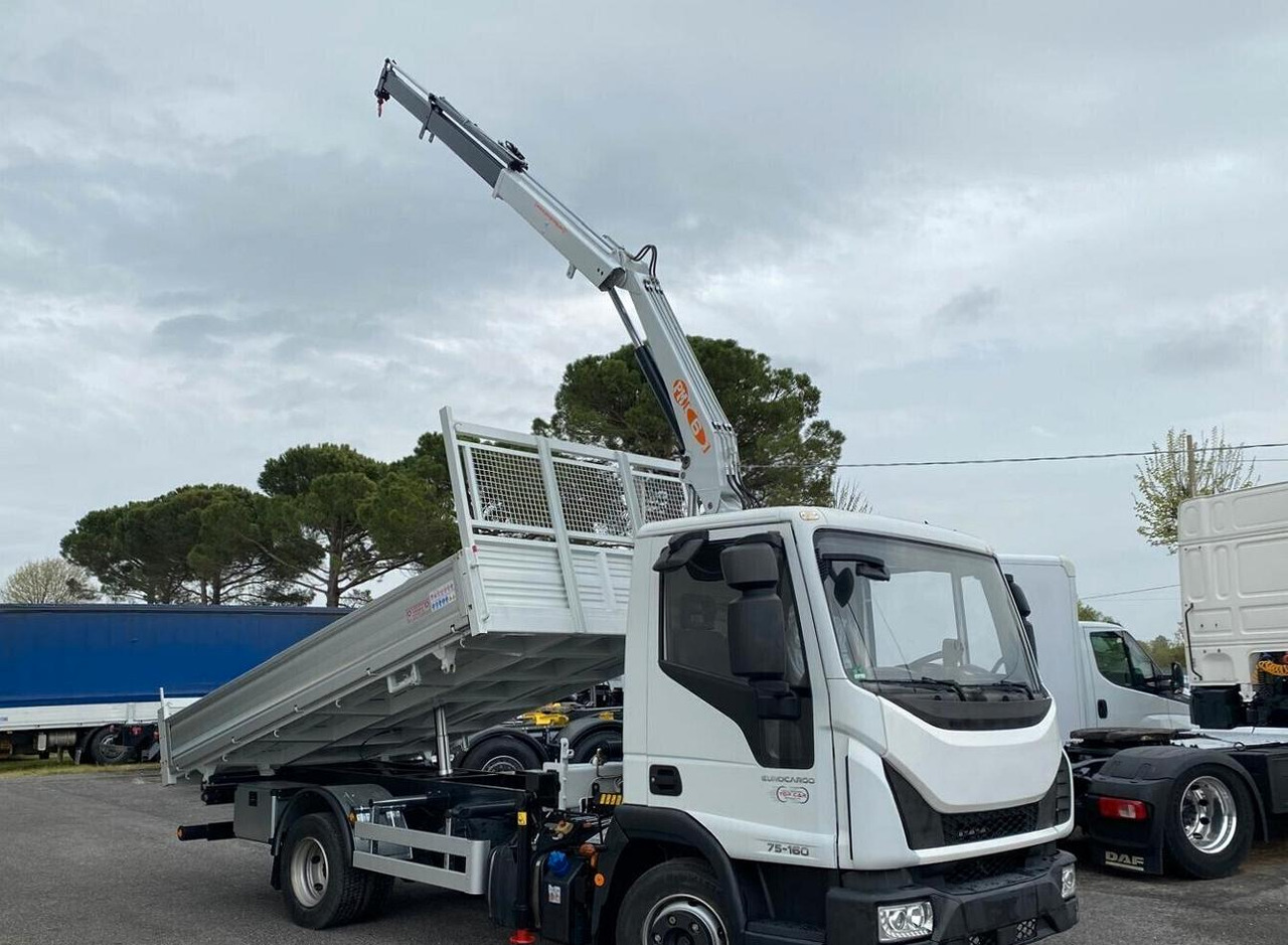 IVECO EUROCARGO 75E16 2019 RIBALTABILE E GRU - Camión volquete, Camión grúa: foto 4 IVECO EUROCARGO 75E16 2019 RIBALTABILE E GRU - Camión volquete, Camión grúa: foto 4
