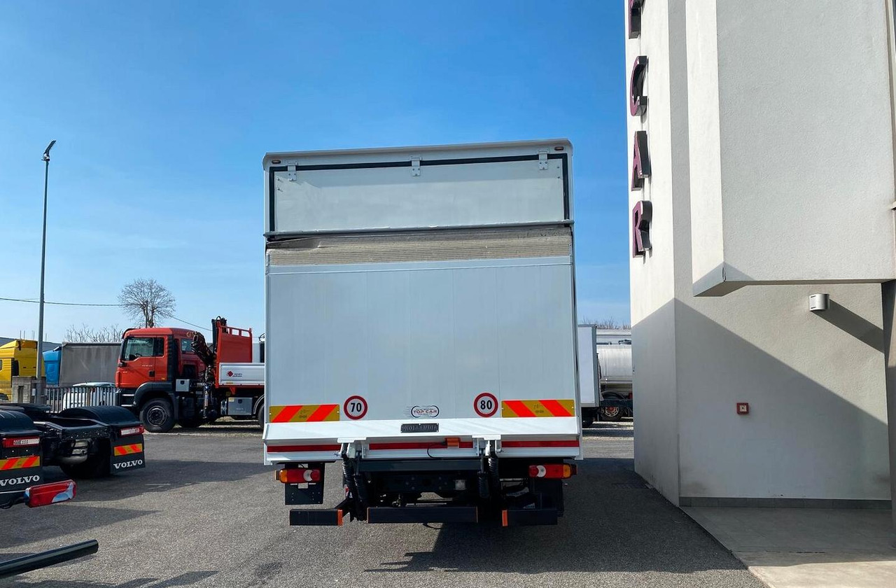 IVECO EUROCARGO 75E21 2019 CASSONE E SPONDA - Camión caja cerrada: foto 2 IVECO EUROCARGO 75E21 2019 CASSONE E SPONDA - Camión caja cerrada: foto 2
