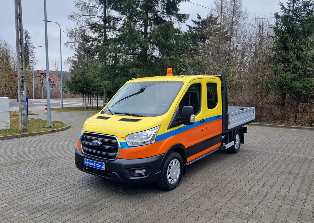 Ford Transit - Furgoneta combi: foto 1 Ford Transit - Furgoneta combi: foto 1