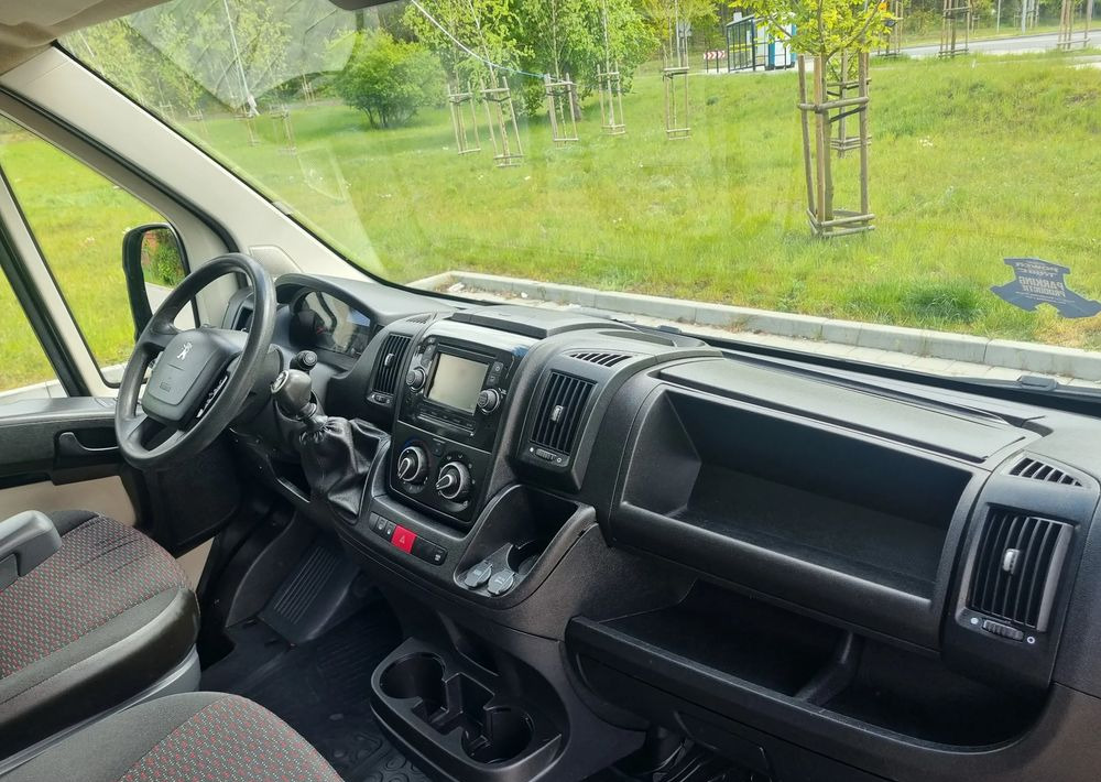 Furgoneta pequeña Peugeot Boxer: foto 17