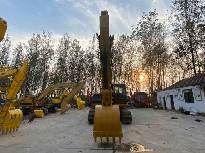 CAT320D Second Hand Excavator , Original Japan CAT Excavator , CAT 320D 320C 320B Digger - Excavadora de cadenas: foto 3 CAT320D Second Hand Excavator , Original Japan CAT Excavator , CAT 320D 320C 320B Digger - Excavadora de cadenas: foto 3