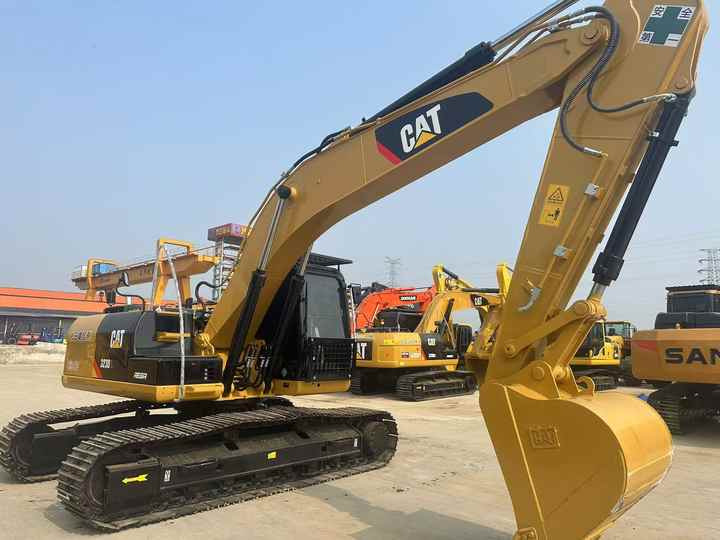 Certified Pre-Owned CAT 323DL | Heavy-Duty Excavator for Mining/ Construction - Price Negotiable! - Excavadora de cadenas: foto 2 Certified Pre-Owned CAT 323DL | Heavy-Duty Excavator for Mining/ Construction - Price Negotiable! - Excavadora de cadenas: foto 2