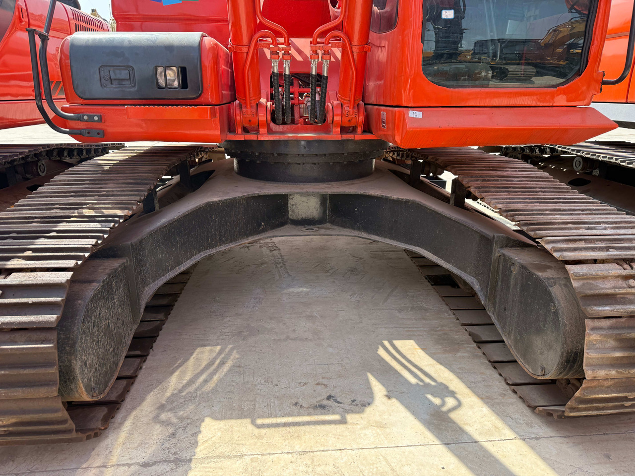 DOOSAN Used Digger Doosan DX225LC-9T Construction Machinery Construction Digger Used Doosan DX225LC-9T Cheap Excavator - Excavadora de cadenas: foto 4 DOOSAN Used Digger Doosan DX225LC-9T Construction Machinery Construction Digger Used Doosan DX225LC-9T Cheap Excavator - Excavadora de cadenas: foto 4