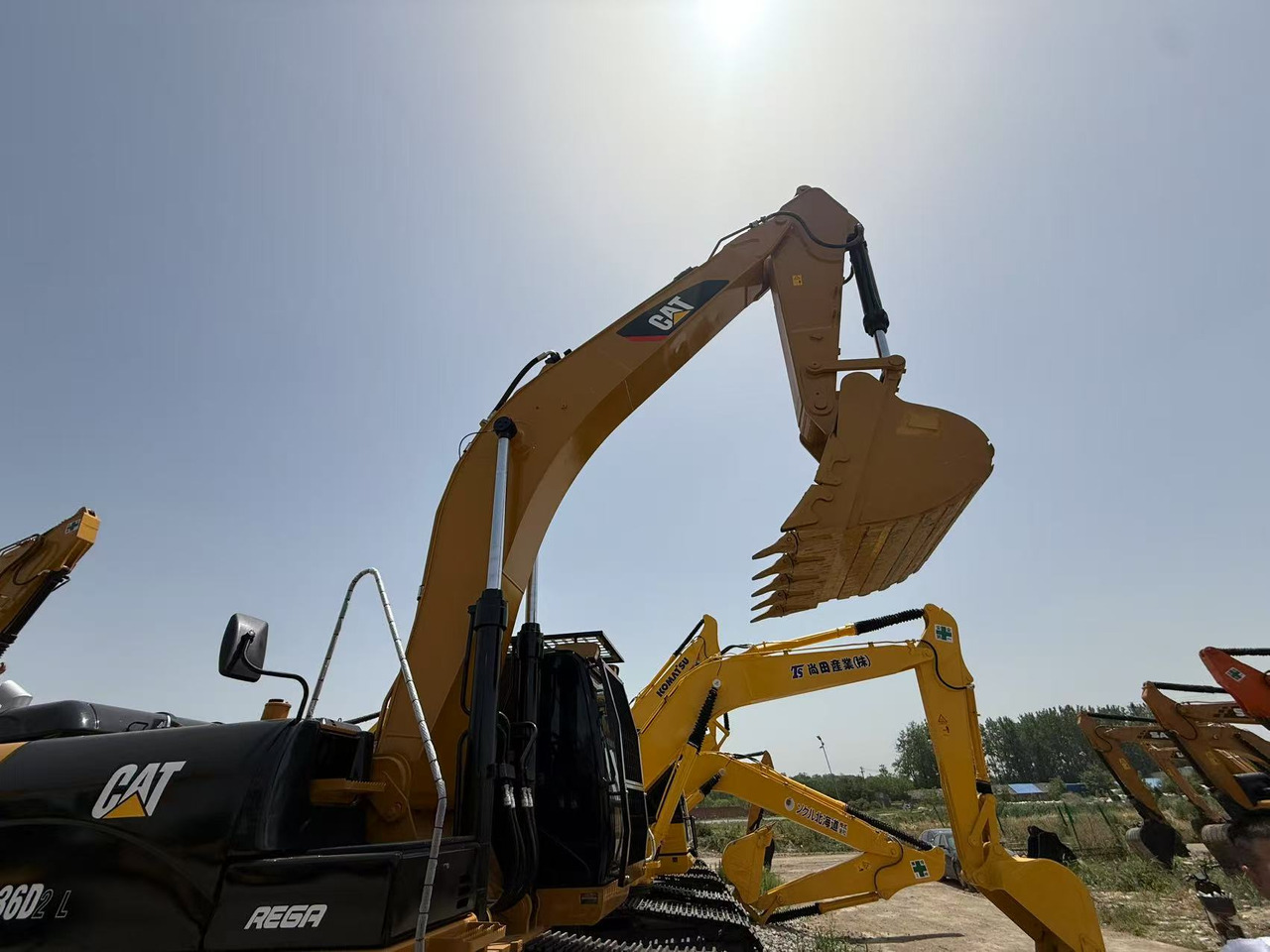 Maquinaria de construcción CATERPILLAR Used caterpillar brand 336d excavator on sale excellent condition high quality cat320 .330 336 excavator in stoc: foto 6 Maquinaria de construcción CATERPILLAR Used caterpillar brand 336d excavator on sale excellent condition high quality cat320 .330 336 excavator in stoc: foto 6