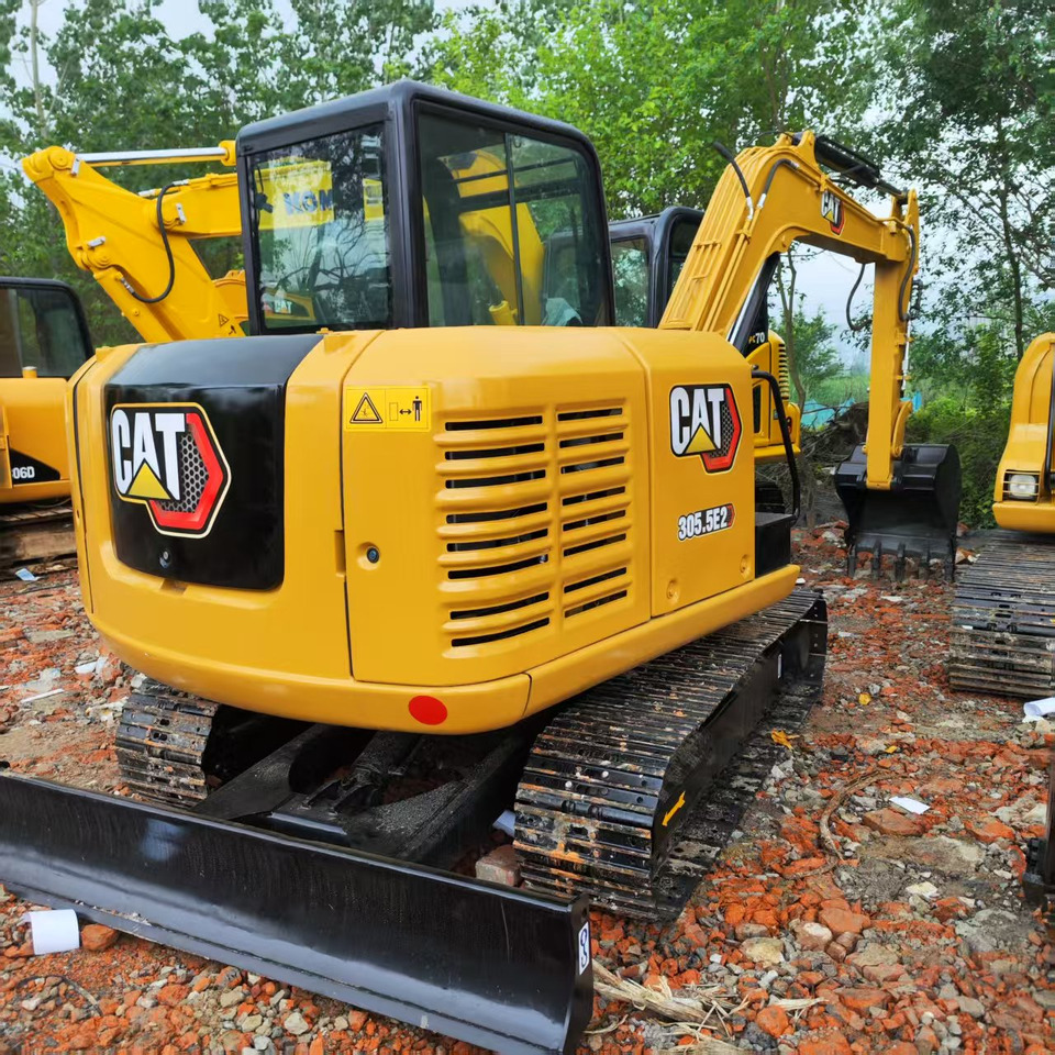 CATERPILLAR cat 305.5 in good condition for sale - Maquinaria de construcción: foto 2 CATERPILLAR cat 305.5 in good condition for sale - Maquinaria de construcción: foto 2