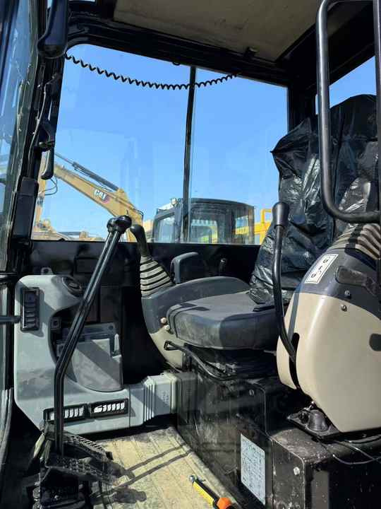 Mini Cat Brand Cat 305 Small Excavator in Stock Used Mini Excavator CAT305.5E2 CAT306 CAT307 CAT308 With Good Condition - Miniexcavadora: foto 5 Mini Cat Brand Cat 305 Small Excavator in Stock Used Mini Excavator CAT305.5E2 CAT306 CAT307 CAT308 With Good Condition - Miniexcavadora: foto 5