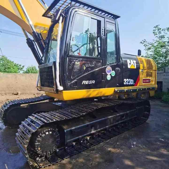 Used Digger CAT 323DL Construction Machinery Construction Digger Used CAT 323DL Cheap Excavator - Excavadora de cadenas: foto 2 Used Digger CAT 323DL Construction Machinery Construction Digger Used CAT 323DL Cheap Excavator - Excavadora de cadenas: foto 2