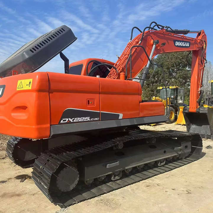 Used Doosan DX225LC-9C Excellent Performance Running Working Condition Strong Power for Sale - Excavadora de cadenas: foto 1 Used Doosan DX225LC-9C Excellent Performance Running Working Condition Strong Power for Sale - Excavadora de cadenas: foto 1