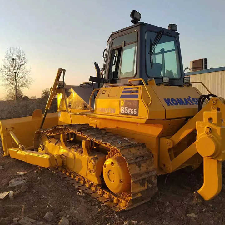 Used Komatsu Bulldozer D85 Strong Power Komatsu D85 Track Dozer for Sale - Bulldozer: foto 1 Used Komatsu Bulldozer D85 Strong Power Komatsu D85 Track Dozer for Sale - Bulldozer: foto 1