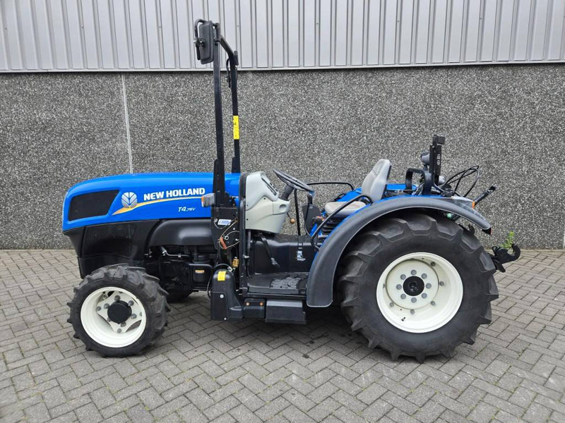 New Holland T 4.75 V - Tractor: foto 2 New Holland T 4.75 V - Tractor: foto 2