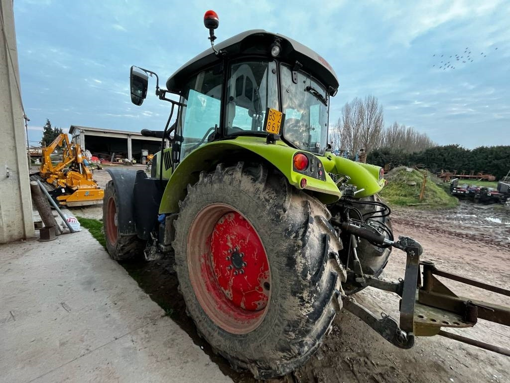 Tractor Claas Axion 830 Cmatic: foto 9 Tractor Claas Axion 830 Cmatic: foto 9