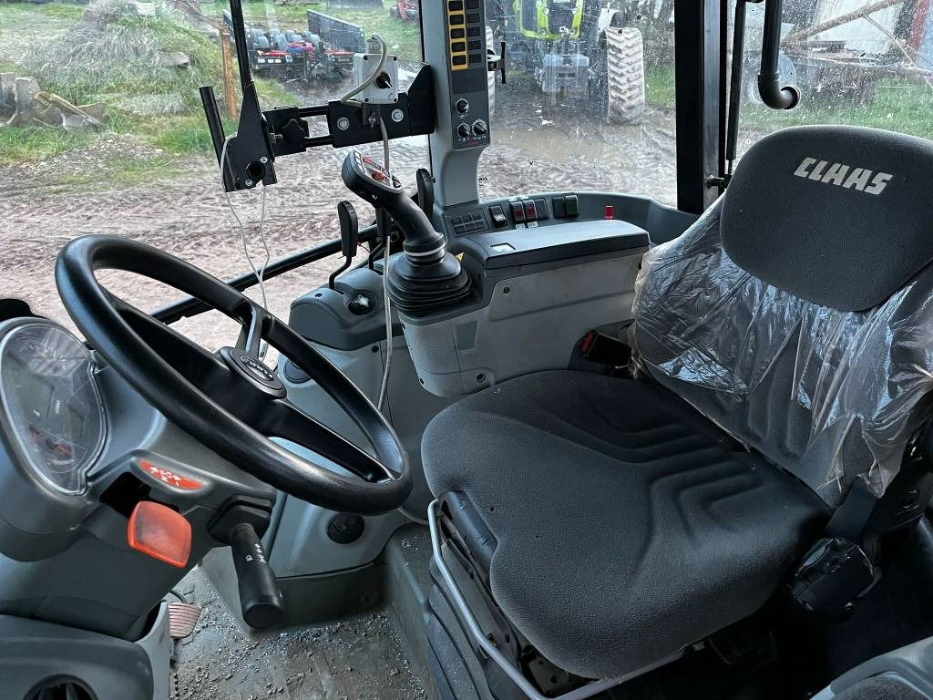 Tractor Claas Axion 830 Cmatic: foto 8 Tractor Claas Axion 830 Cmatic: foto 8