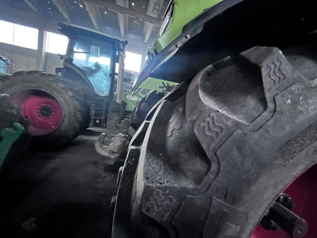 Claas Axion 950 Cmatic - Tractor: foto 3 Claas Axion 950 Cmatic - Tractor: foto 3