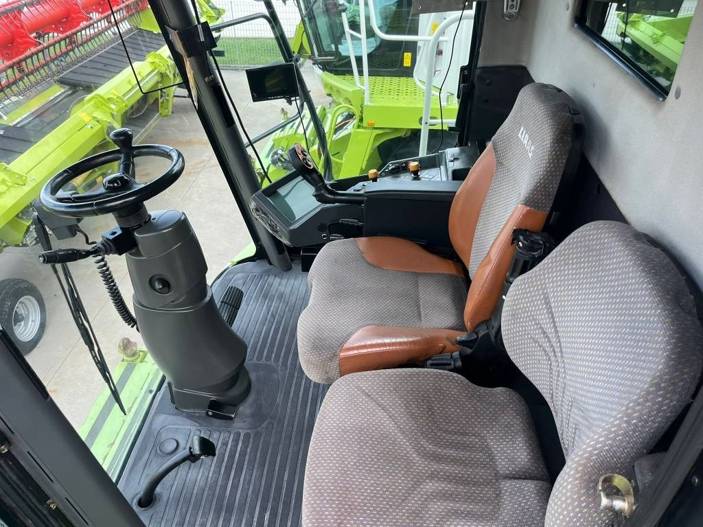 Claas Lexion 560 TT  - Cosechadora de granos: foto 4 Claas Lexion 560 TT  - Cosechadora de granos: foto 4