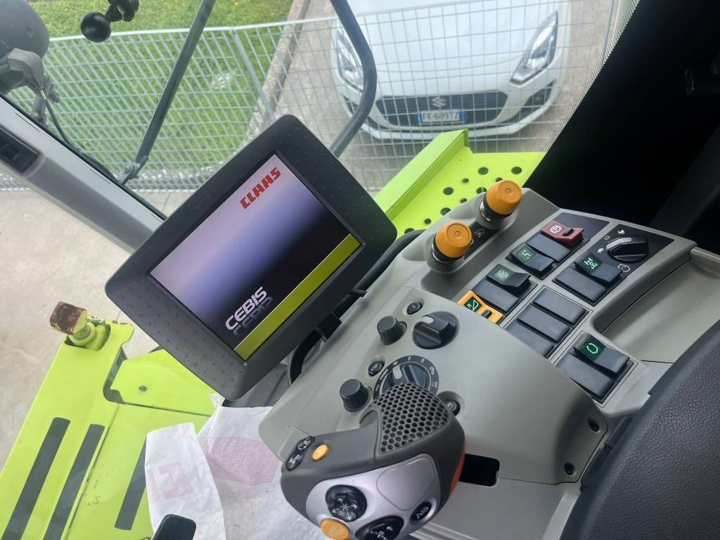 Claas Lexion 760 TT  - Cosechadora de granos: foto 3 Claas Lexion 760 TT  - Cosechadora de granos: foto 3