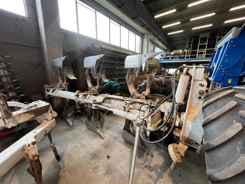 Ermo tv3 98 - Arado: foto 2 Ermo tv3 98 - Arado: foto 2