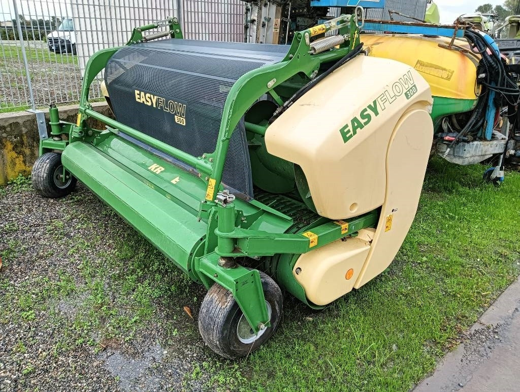 Krone Easy Flow 300 - Cosechadora de forraje: foto 1 Krone Easy Flow 300 - Cosechadora de forraje: foto 1