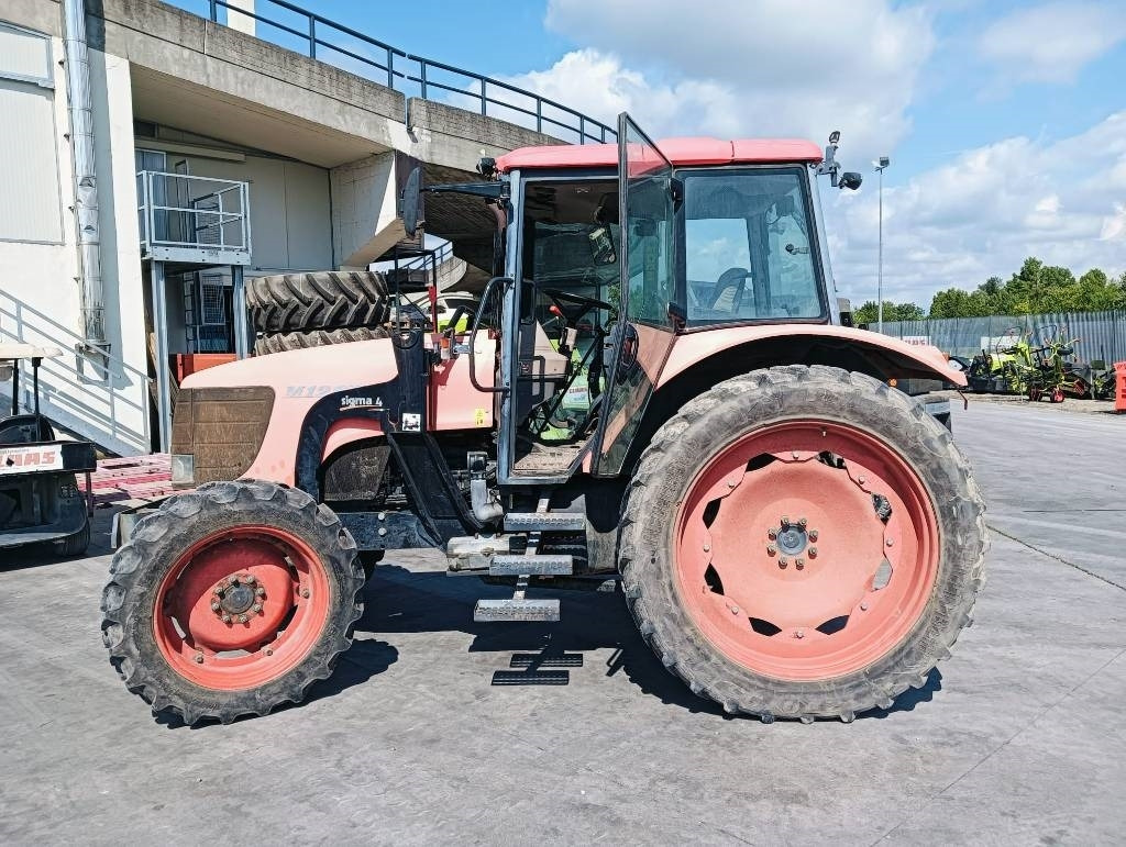 Kubota M 128 X - Tractor: foto 3 Kubota M 128 X - Tractor: foto 3