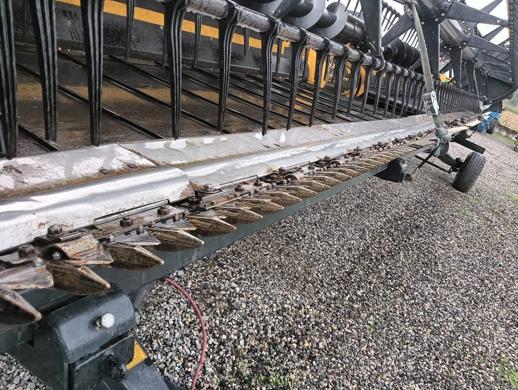 New Holland SOIA A TAPPETI FLEX 9 MT - Accesorios para cosechadoras: foto 5 New Holland SOIA A TAPPETI FLEX 9 MT - Accesorios para cosechadoras: foto 5